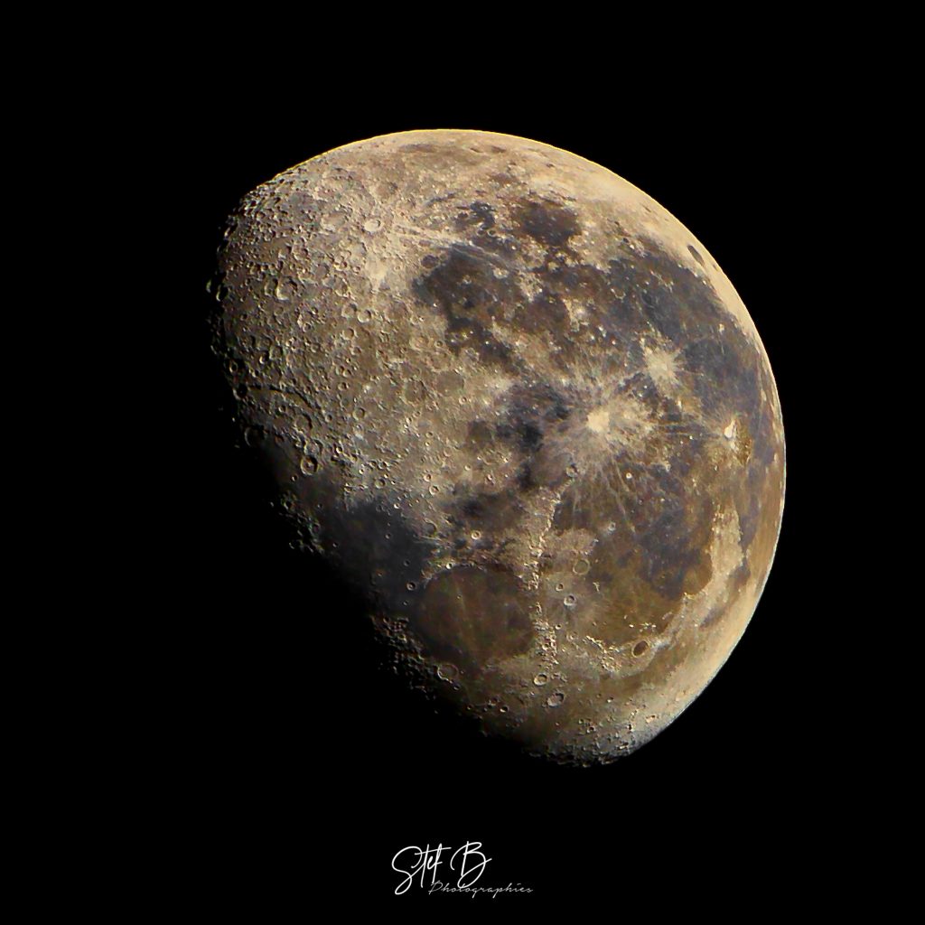 Lune Vraies couleurs